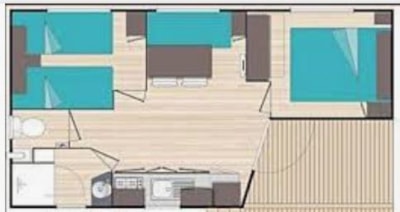 Mobile home with pond view — 4