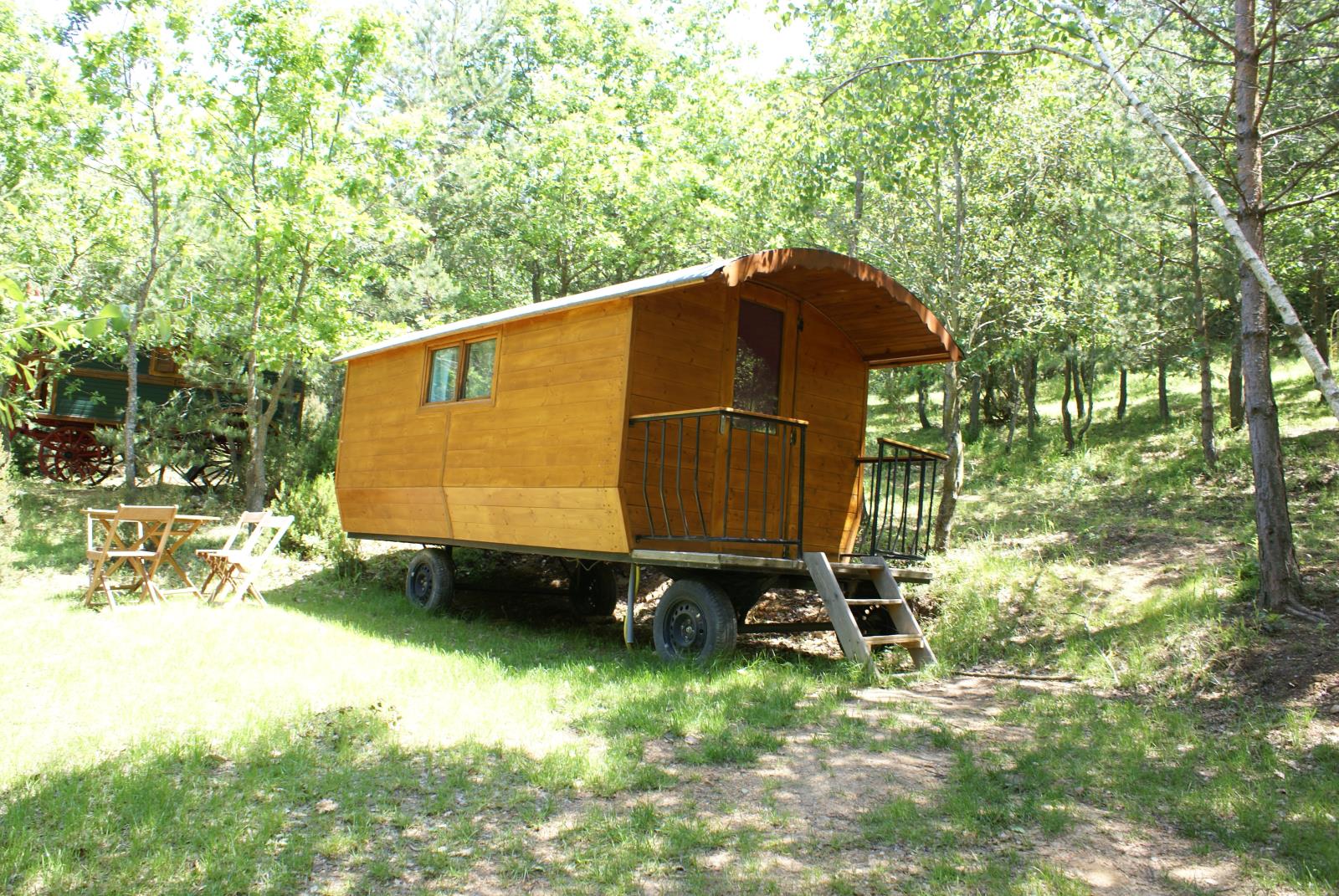 Location - Roulotte - Sans Sanitaires - Camping Des Randonneurs