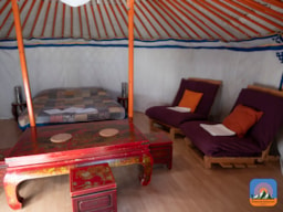 Accommodation - Mongolian Yurt - Without Toilet Blocks - Camping Des Randonneurs