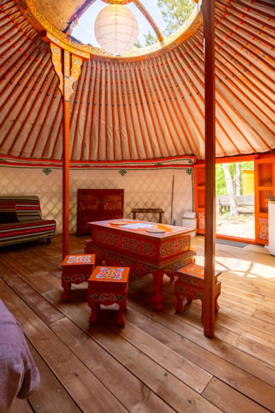Yurt - without sanitary facilities - rate for 2 people (add rate for extra pers.) — 4