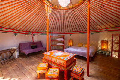 Yurt - without sanitary facilities - rate for 2 people (add rate for extra pers.) — 6