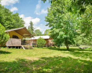 Mietunterkunft - Safari Lodge Luxe Mit Sanitärbereich - Camping Des Randonneurs