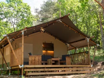Mietunterkunft - Safari Lodge Luxe Mit Sanitärbereich - Camping Des Randonneurs