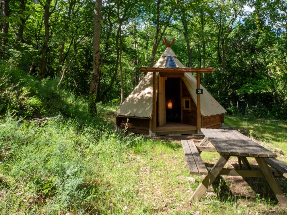 Location - Tipi Moderne - Camping Des Randonneurs