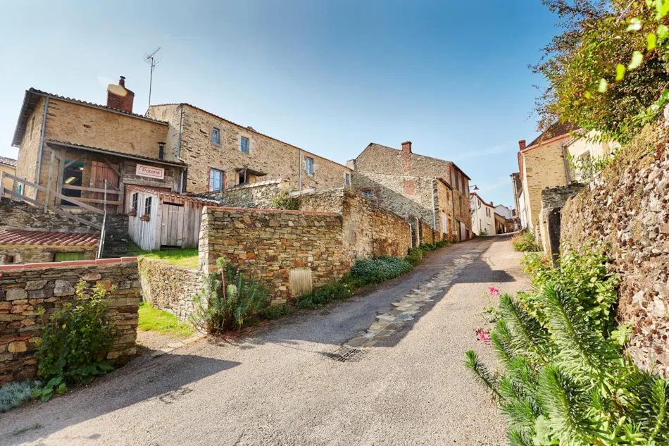 Capfun - Camping Le Hameau du Petit Lay***