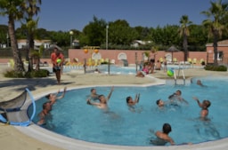 Camping Domaine Sainte Veziane - image n°4 - Roulottes