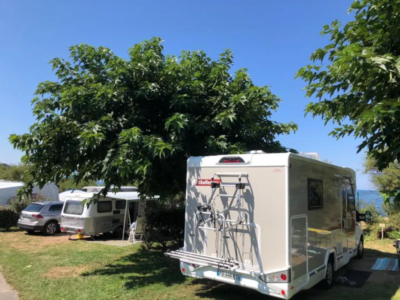 Emplacement Avec Électricité (Vue Mer)