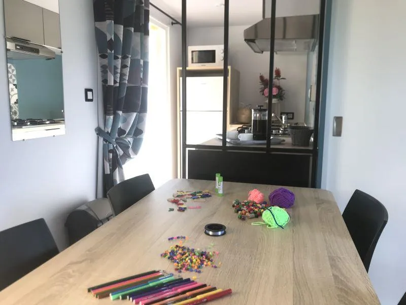 C- Mobil-Home Baltique Climatisé 3 Chambres