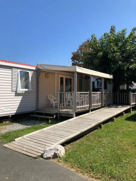 C- Mobil-Home Hélios - Pmr - 2 Chambres 32M² Avec Terrasse Couverte
