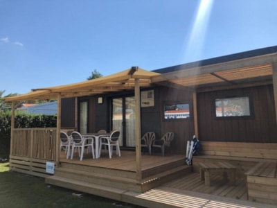 R- Mediterranean mobile home with 3 bedrooms — 3