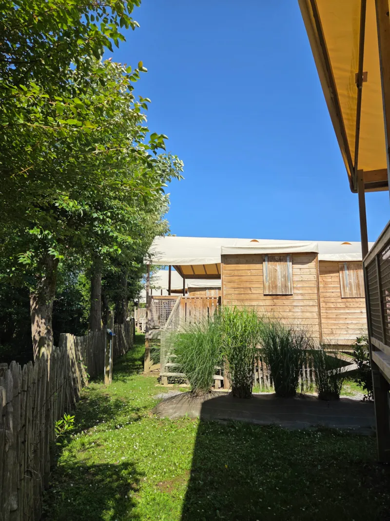 C- Lodge Pilotis - 2 Chambres 24M² Avec Terrasse Couverte