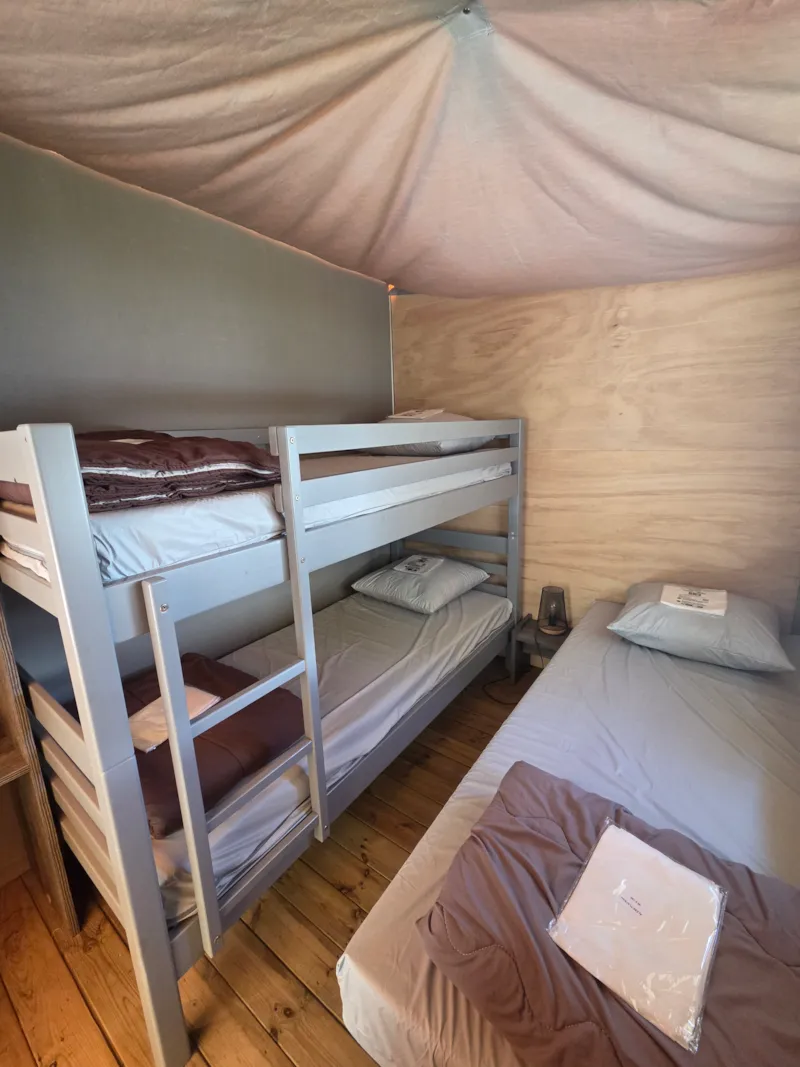 C- Lodge Pilotis - 2 Chambres 24M² Avec Terrasse Couverte
