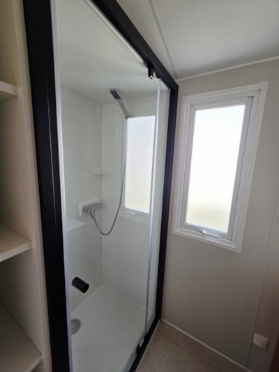 3 bedroom air-conditioned mobile home Baltique