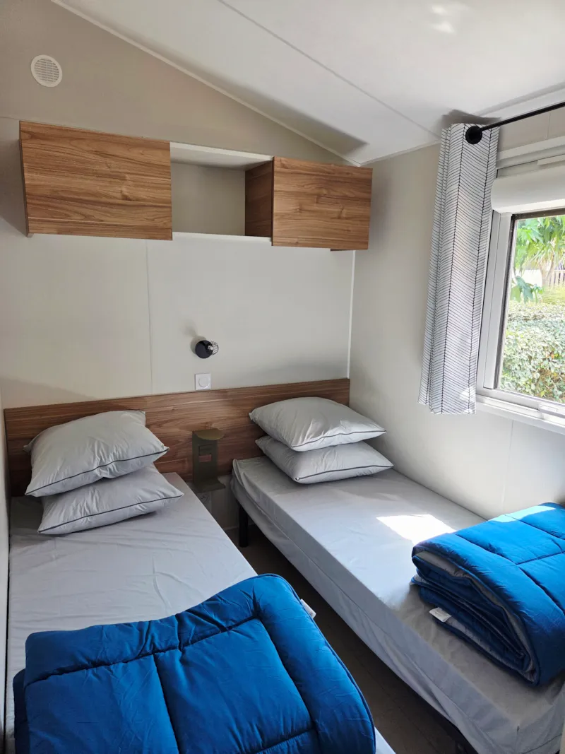 C- Mobil-Home Baltique Climatisé 3 Chambres