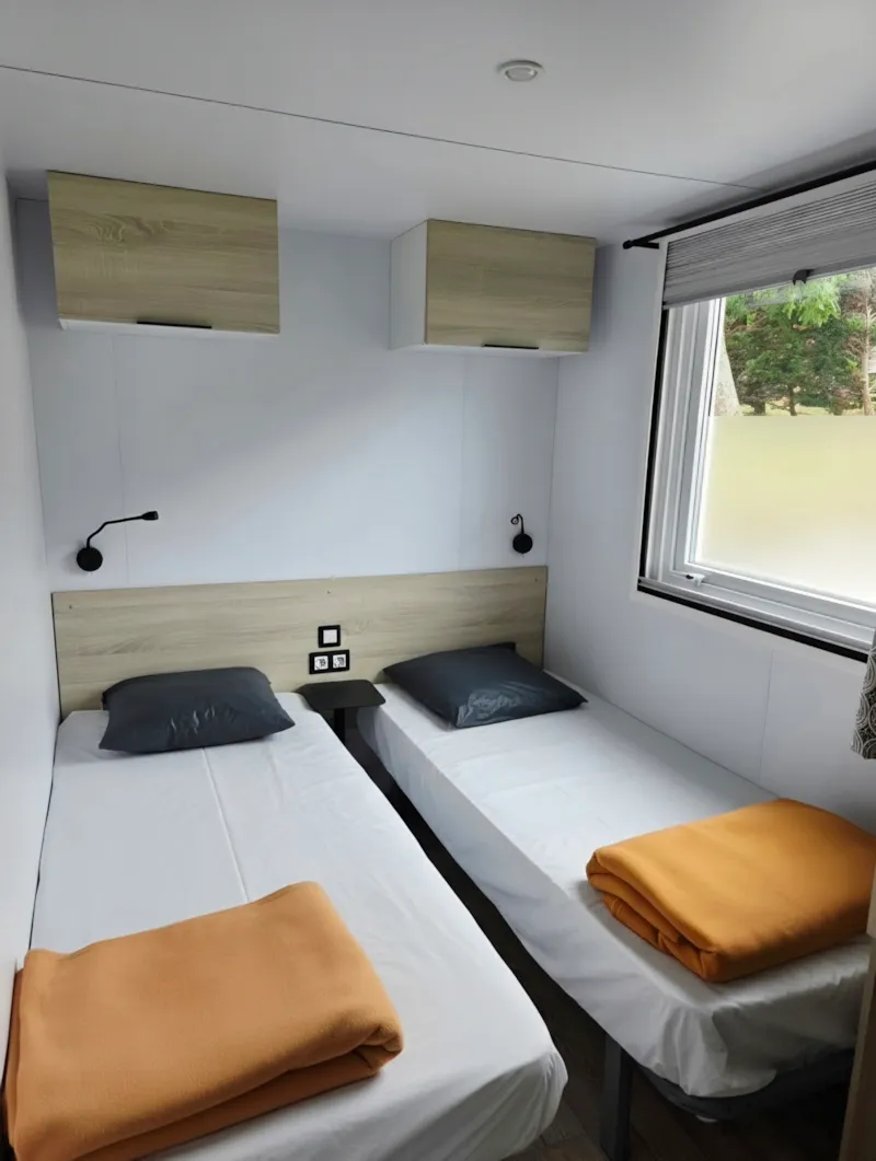 R- Mobil-Home Caraïbes Climatisé 2 Chambres 4/6 Pers.