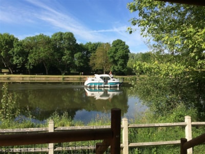 Lodge River view (2 bedrooms) + sheltered terrace