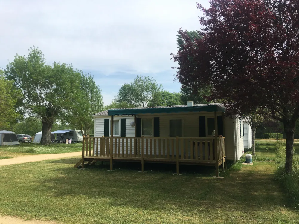 Mietunterkunft - Mobilheim (3 Zimmer) + Überdachte Terrasse - Camping Morédéna