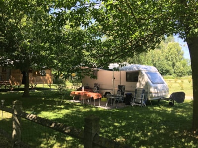 Pitch: motor home + electricity