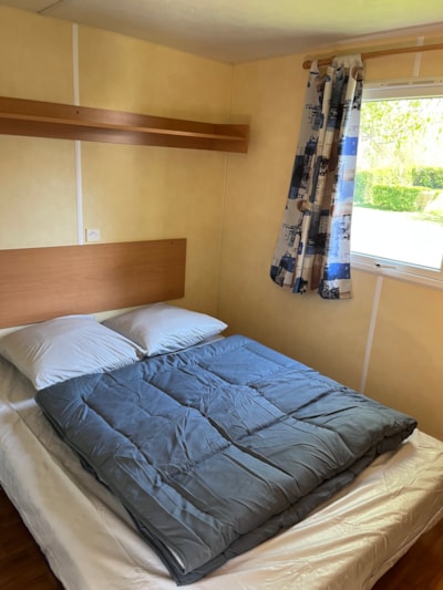 Mobile-home (2 bedrooms) + covered terrace