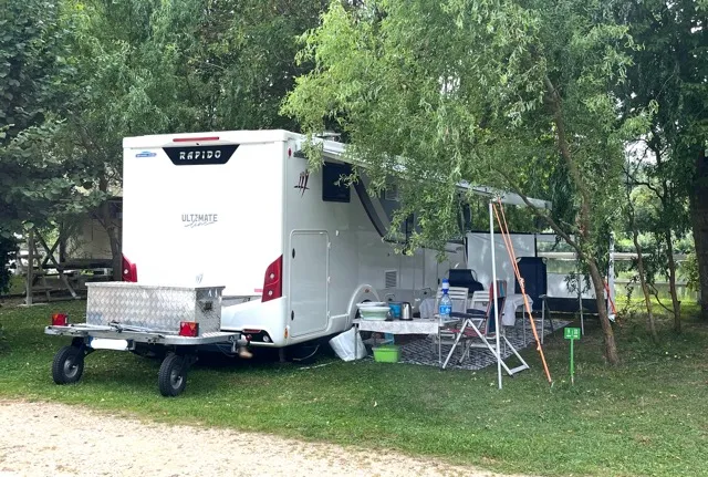 Emplacement Camping-Car Avec Éléctricité