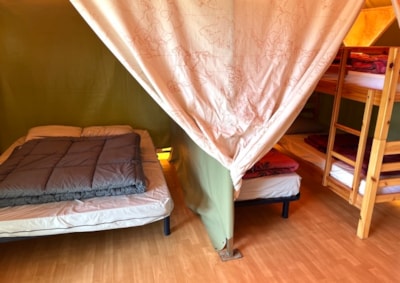 Canvas bungalow (2 bedrooms)