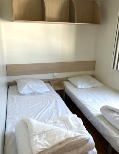 Mobile-home Premium (3 bedrooms) + covered terrace