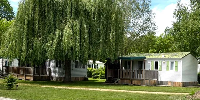 Mietunterkunft - Mobilheim (2 Zimmer) + Überdachte Terrasse - Camping Morédéna