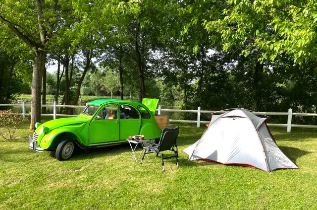Emplacement Randonneur (Arrivée À Partir De 18H Et Départ Avant 10H)