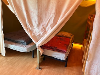 Canvas bungalow (2 bedrooms)