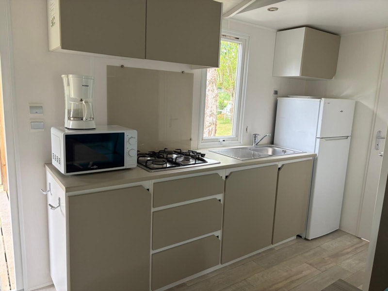 Mobilheim (2 Zimmer) + überdachte terrasse
