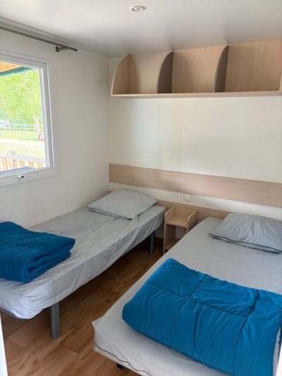 Mobile-home Premium (3 bedrooms) + covered terrace