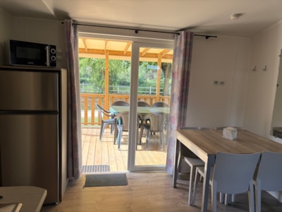 Mobile-home confort (3 bedrooms) + covered terrace