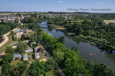 Premium riverside site with electricity