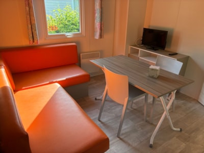 Mobile-home (2 bedrooms) + covered terrace