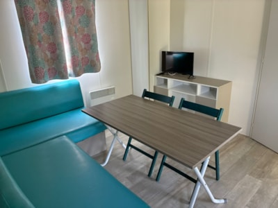 Mobile-home (2 bedrooms) + covered terrace