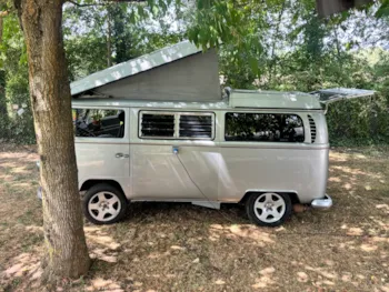 Kampeerplaats(en) - Staanplaats Caravan - Camper Of Busje Met Elektriciteit - Camping Morédéna