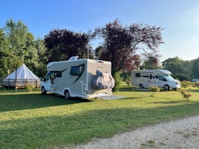 PITCH: Trailer, RV, or Van with Electricity