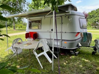 PITCH: Trailer, RV, or Van (without electricity)