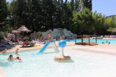 Camping Ardèche Domaine de Gil - Camping Direct