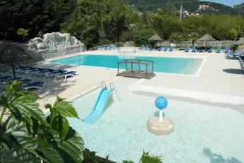 Camping Ardèche Domaine de Gil - image n°2 - Camping Direct