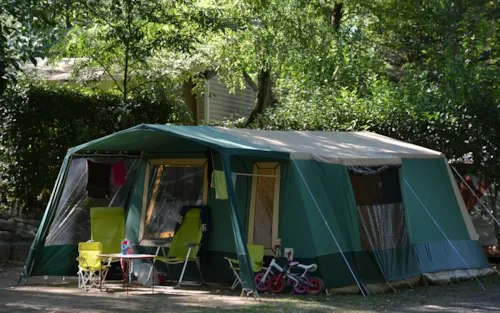Stellplatz - Stellplatz + 1 Auto + Zelt/Wohnwagen Oder Wohnmobil + Strom 10A - image n°6 - Camping Ardèche Domaine de Gil