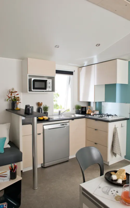 Huuraccommodatie(s) - Family Xxl - 4 Kamers (Zondag) - Max. 4 Volwassenen - Airconditioning - image n°6 - Camping Ardèche Domaine de Gil