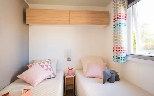 Accommodation - Family Premium - 3 Bedrooms (Saturday) - 4 Adults Max - Air-Conditioned - image n°5 - Camping Ardèche Domaine de Gil