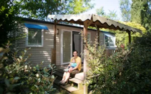 Locatif - Großes Familien-Cottage – 2 Schlafzimmer (Sonntag) – max. 2 Erwachsene - Camping Ardèche Domaine de Gil