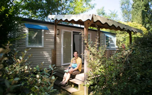 Huuraccommodatie(s) - Grote Familie Cottage - 2 Slaapkamers (Zondag) - Max. 2 Volwassenen - image n°1 - Camping Ardèche Domaine de Gil