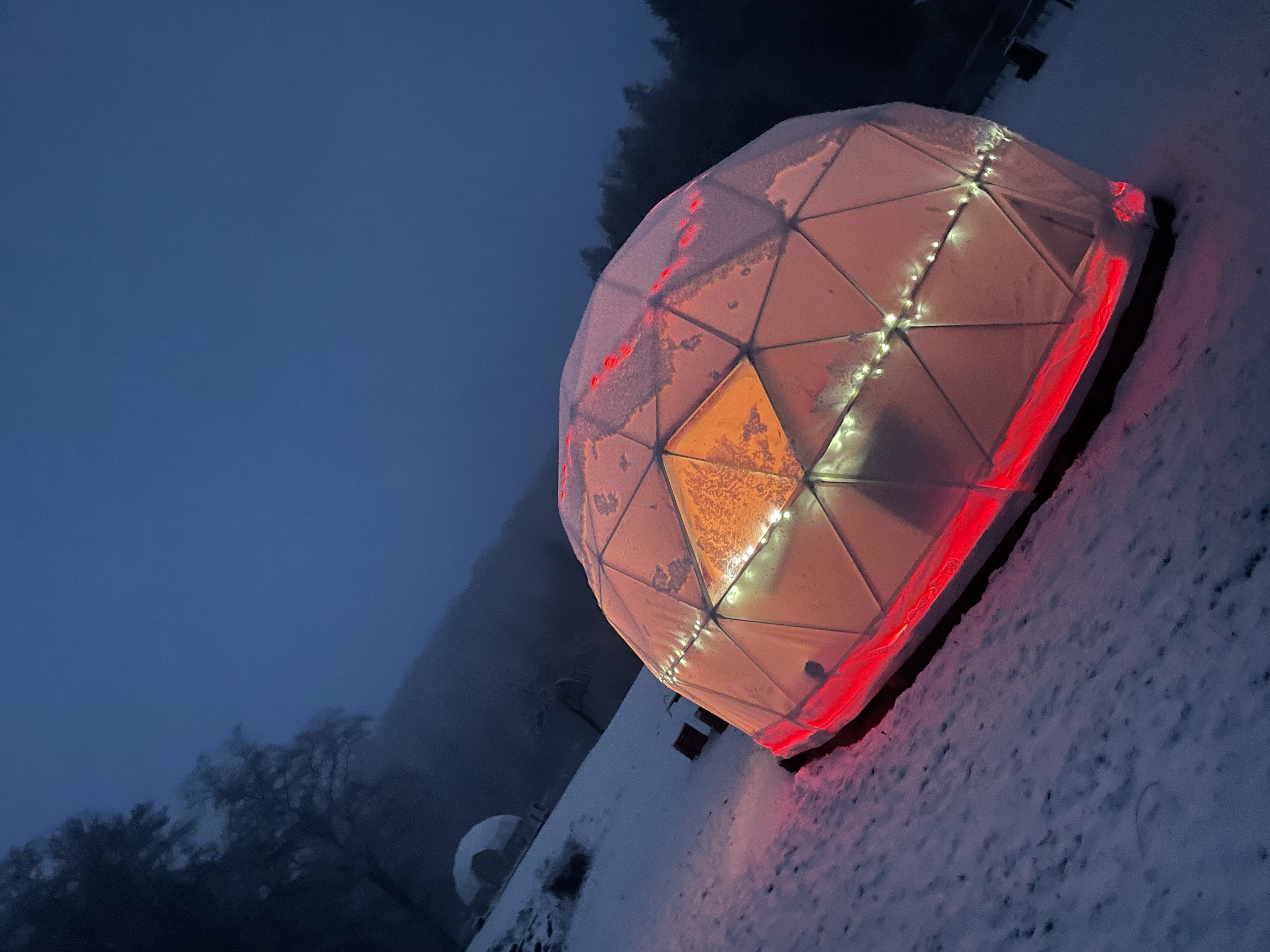 Accommodation - The Frosted Love Igloo (Cocooning Atmosphere) - Camping Foxycamp