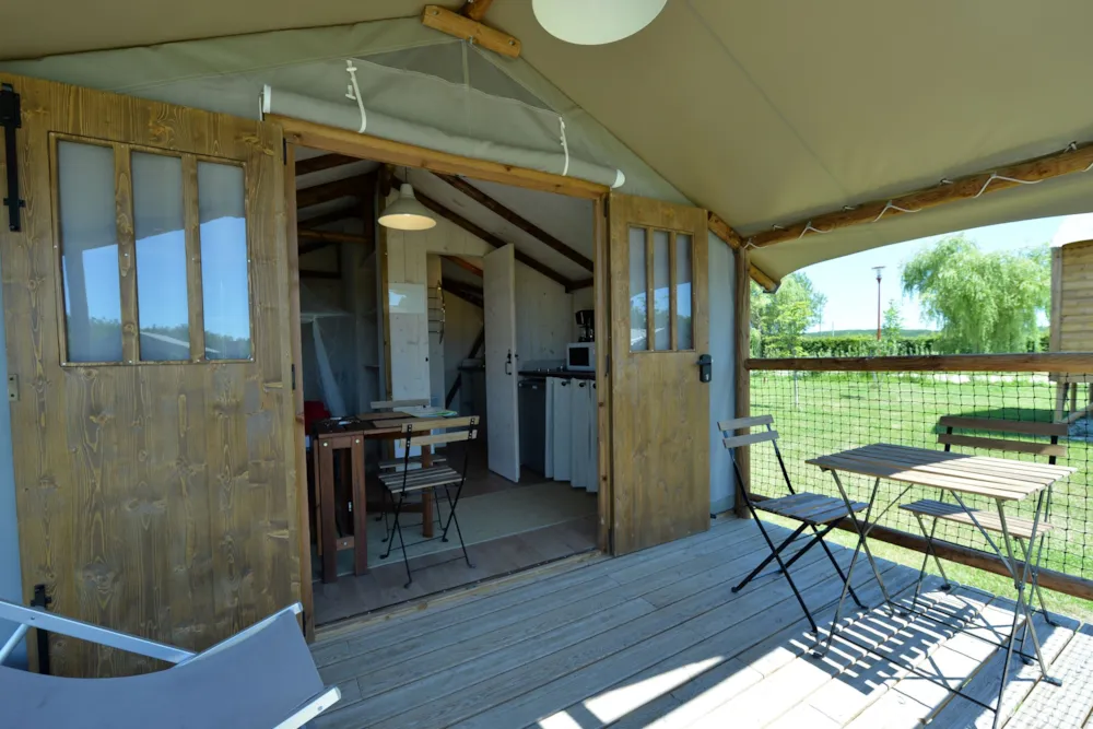 Lodge Confort Africa 16m² (1 chambre) + terrasse couverte 7m²