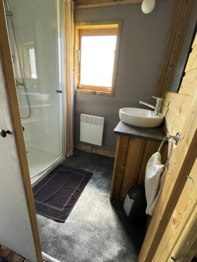 Lodge on stilts 32m² 2 bedrooms