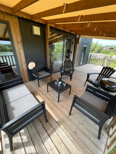 Premium Pondside Cottage 3 bedrooms, 2 bathrooms