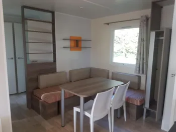 Mietunterkunft - Mobilheim Grand Confort 29-32M² / 3 Zimmer + Überdachte Terrasse 9-15M² - Le Clos du Moulin